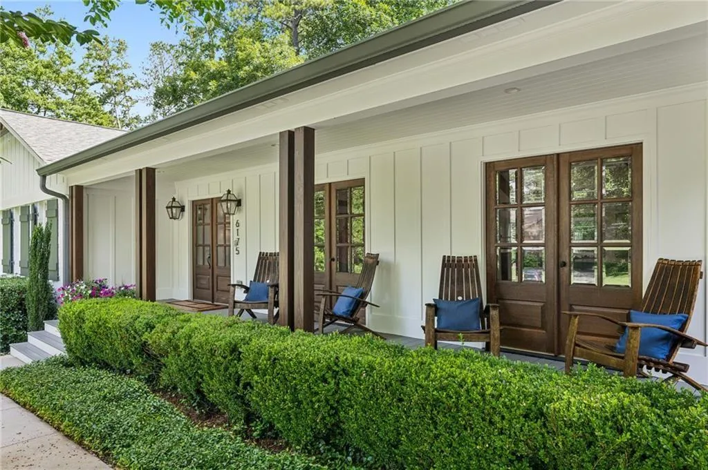 Sandy Springs, Georgia 30328, United States, 5 Bedrooms Bedrooms, ,5 BathroomsBathrooms,Residential,Active,154551