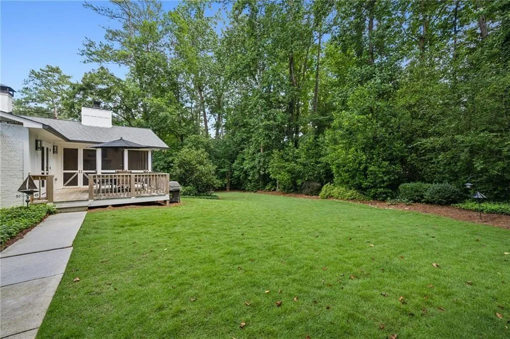 Sandy Springs, Georgia 30328, United States, 5 Bedrooms Bedrooms, ,5 BathroomsBathrooms,Residential,Active,154551