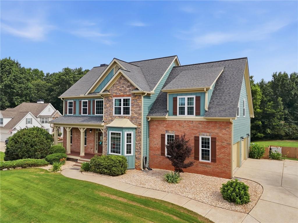 8205 Applewood Court