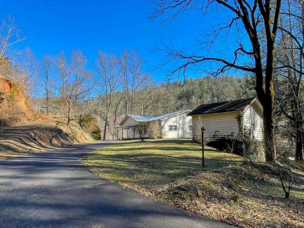 18 Corinth Church Road