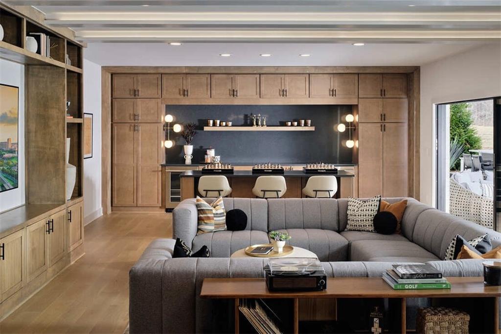 5630 WillowDale Court