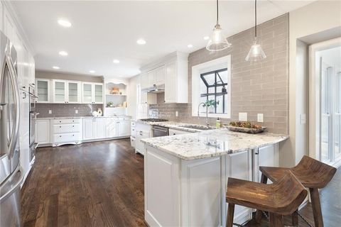 1050 Lakemont Trace Roswell GA 30075