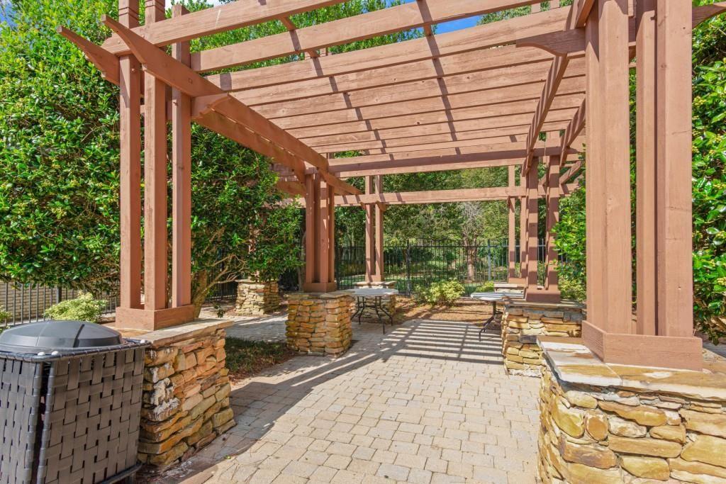 6940 Roswell Road, Sandy Springs, Georgia image 27