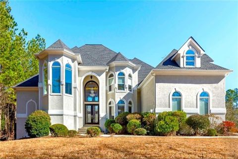 Homes For Sale - 170 Longcreek Drive<br/> Fayetteville, GA 30214