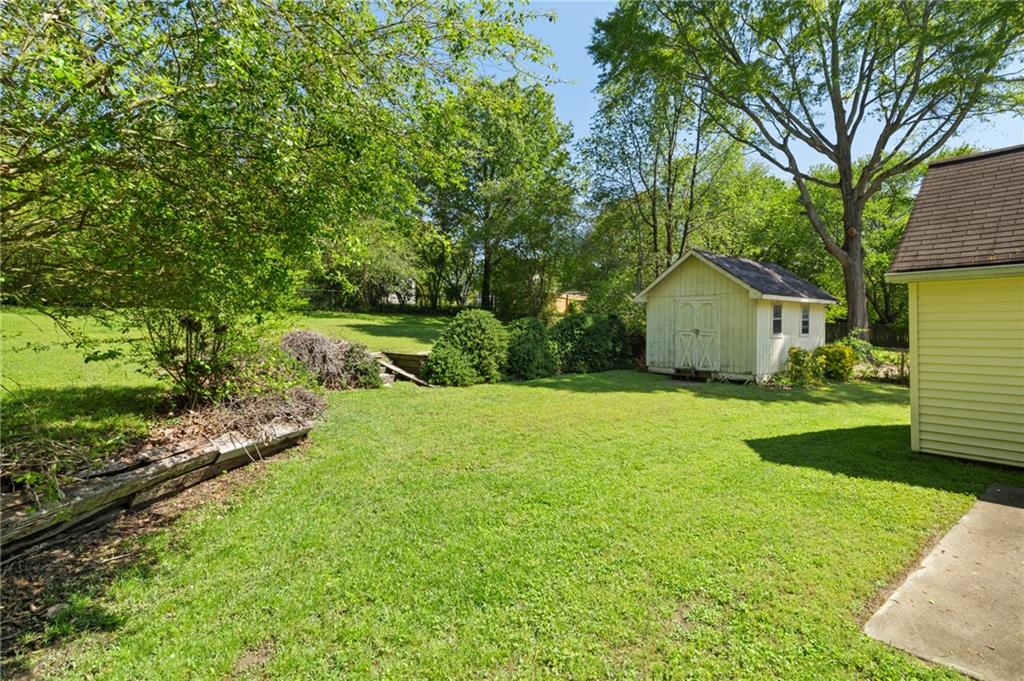 1220 Paddocks Way, Powder Springs, Georgia image 27