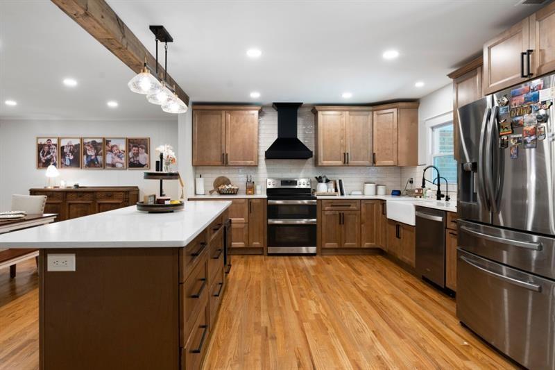 311 Herring Road NE