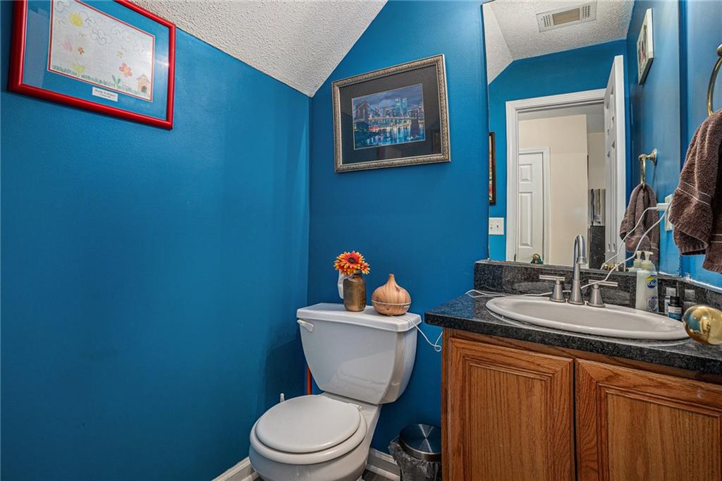 30 Crestfield Circle, Covington, Georgia image 11