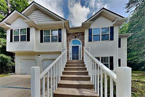 Homes For Rent - 183 Meadow Point<br/> Douglasville, GA 30134