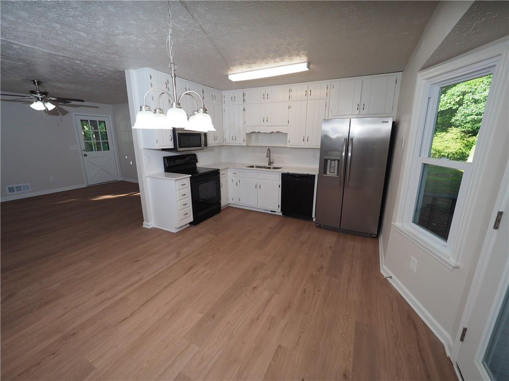 6456 Wildwood Trail