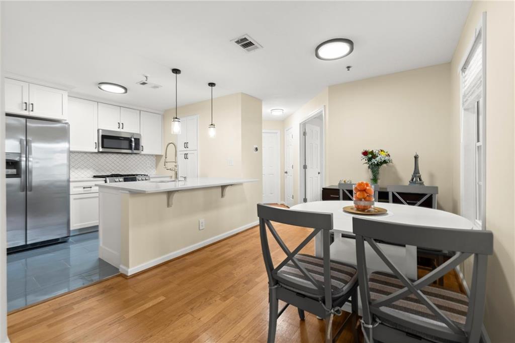 2182 River Heights CT