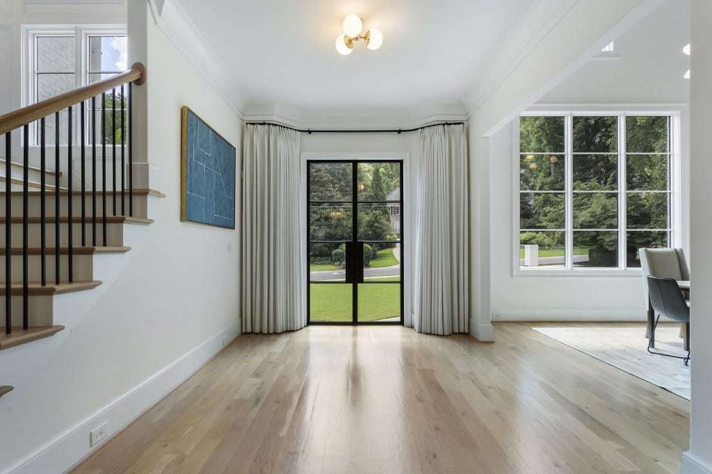 3338 Breton Circle