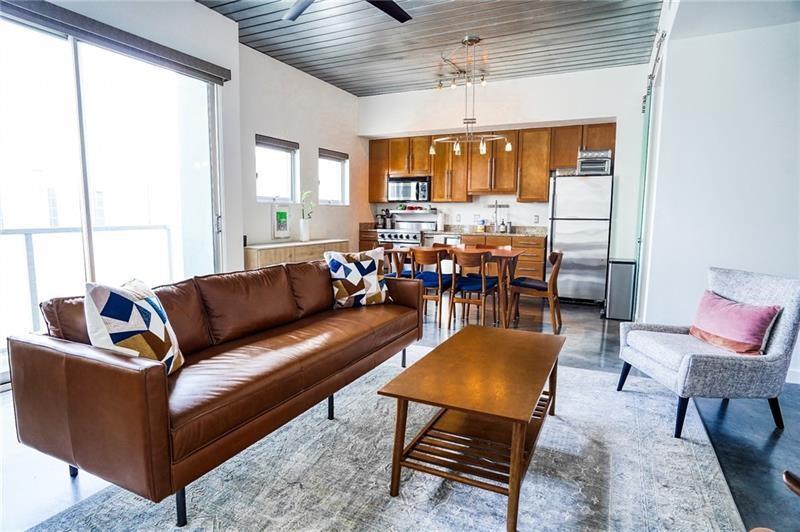 620 Glen Iris Drive NE 524
