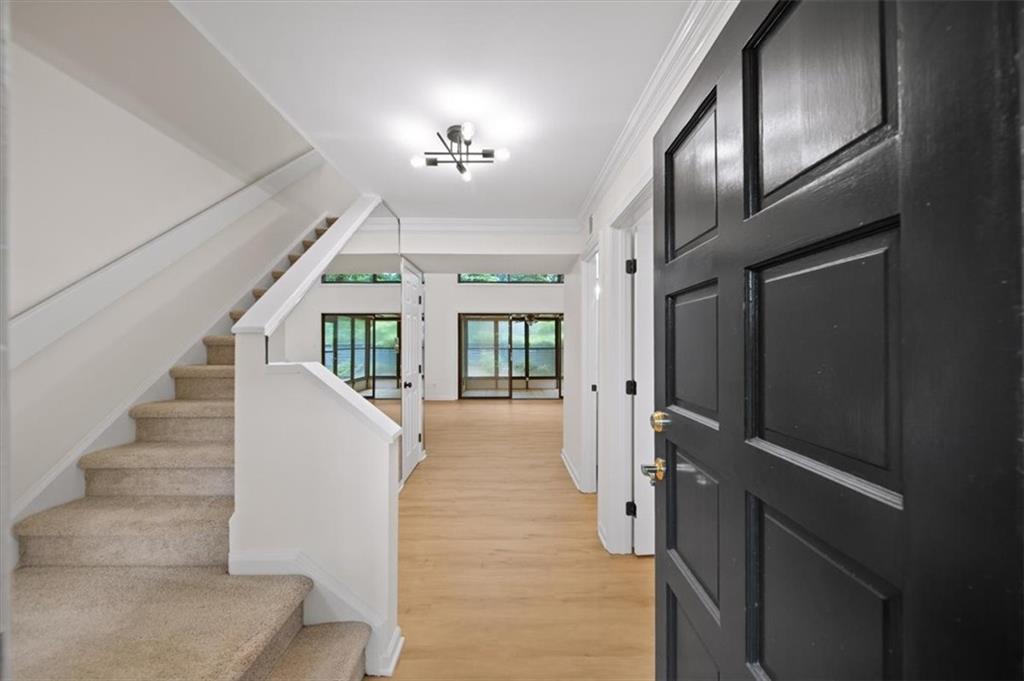 76 Forrest Place