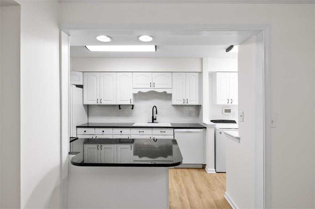 76 Forrest Place, Atlanta, Georgia image 19