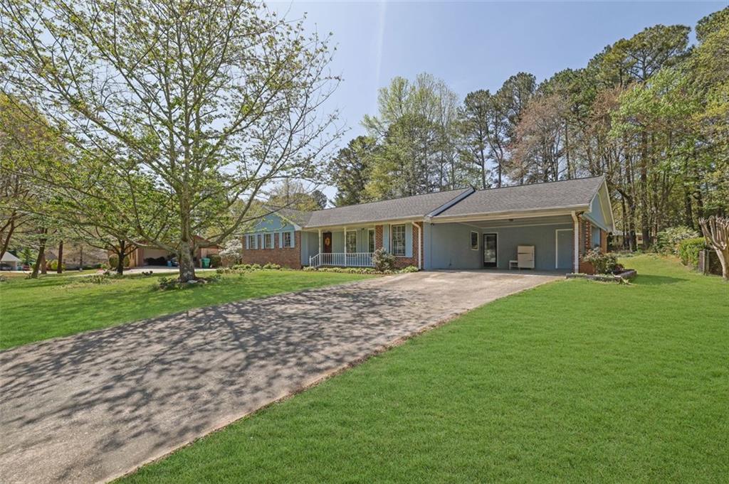 699 Rollingwood Drive, Stone Mountain, Georgia image 5