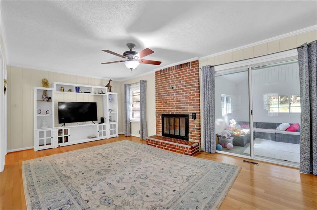 699 Rollingwood Drive, Stone Mountain, Georgia image 11