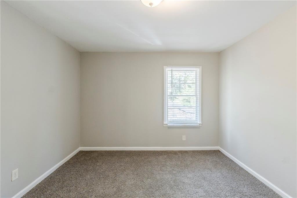 2240 Polar Rock Avenue, Atlanta, Georgia image 9