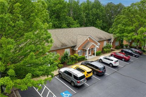 413 Creekstone Ridge Woodstock GA 30188