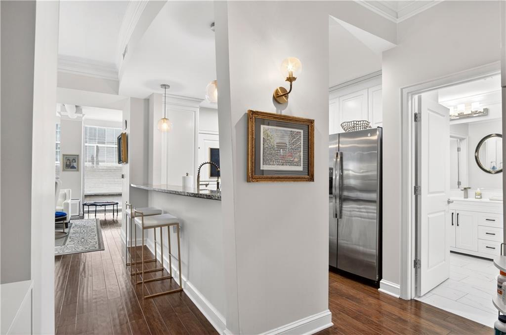 923 Peachtree Street NE 826