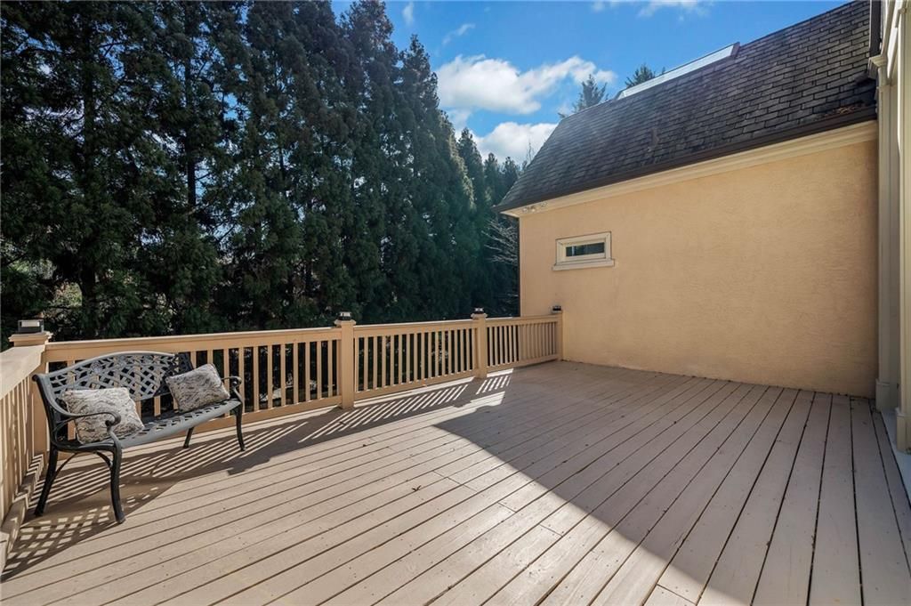listing image 80
