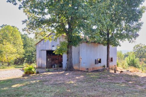 A home in Dawsonville