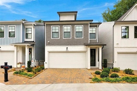 Photo of 823 Stickley Oak Way, Woodstock, GA 30189 (MLS # 7849090)