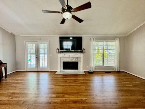 A home in Dawsonville