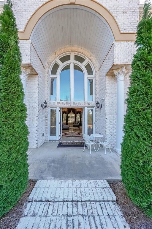 2425 Wild Oak Court