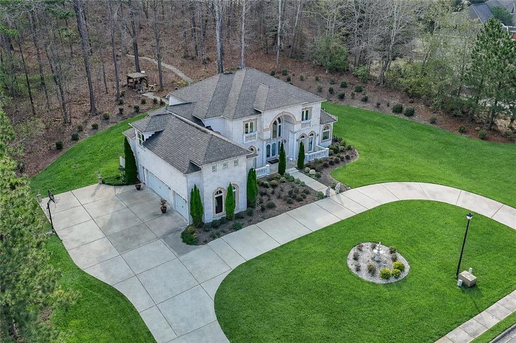 2425 Wild Oak Court