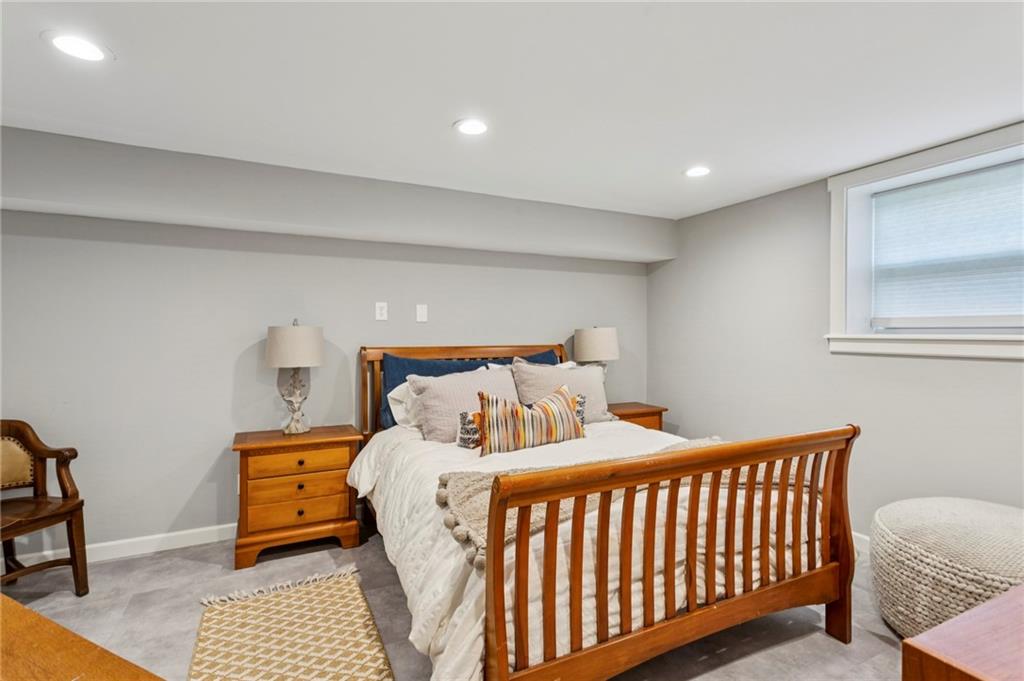 Hyde Park - Residential Lease