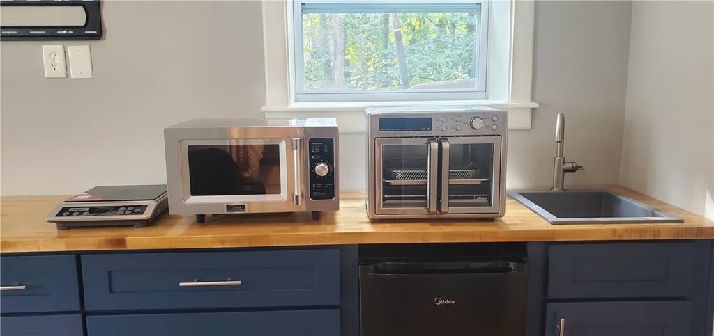 Hyde Park - Residential Lease