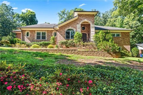 5816 Chamblee Dunwoody Road Atlanta GA 30338
