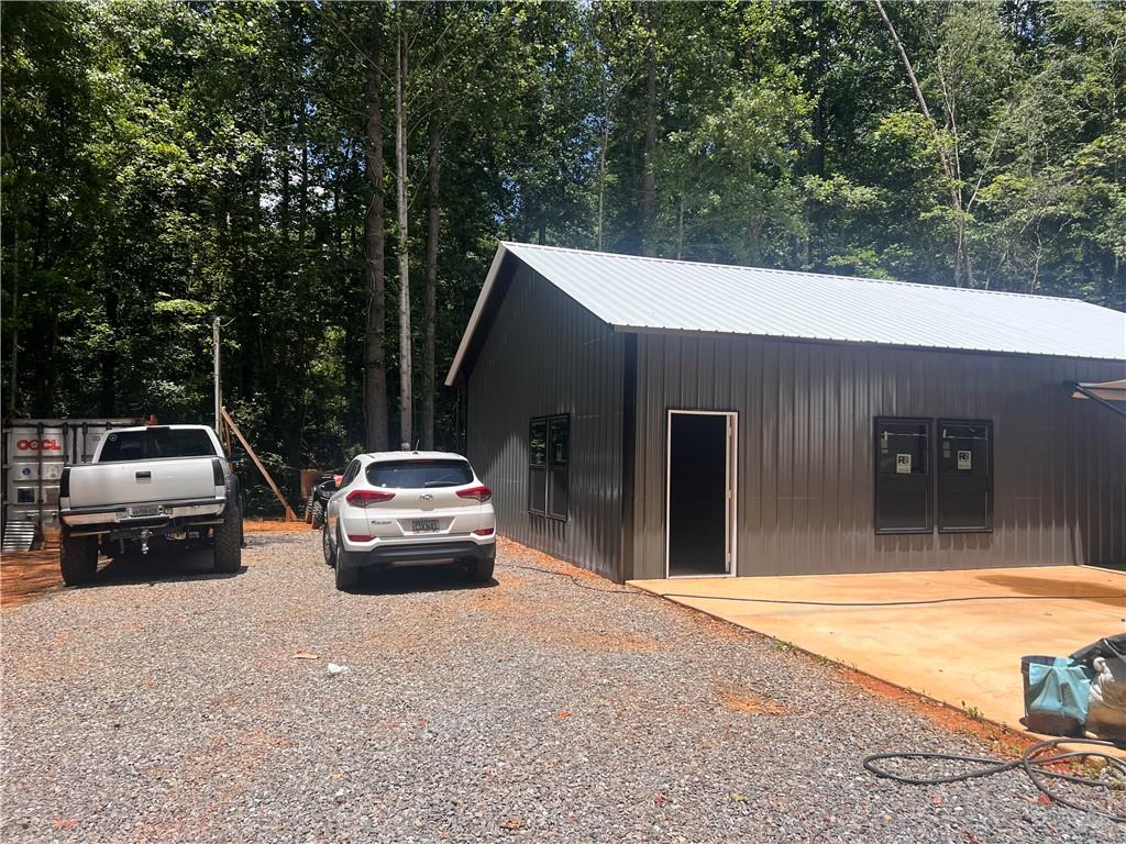 3056 411 HWY