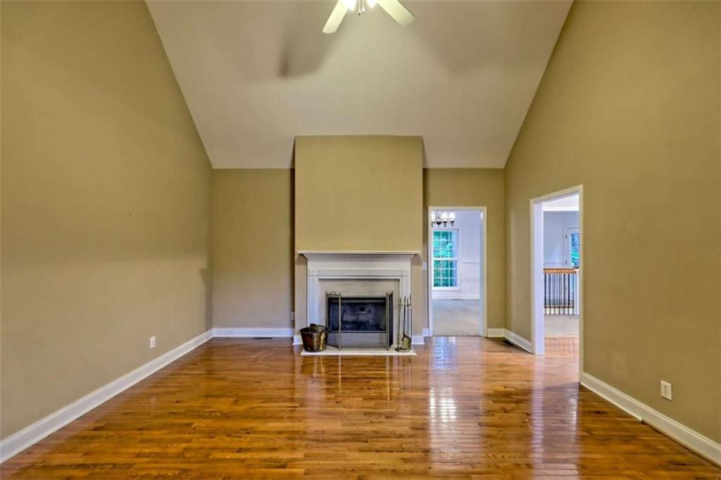 521 Crabapple Road