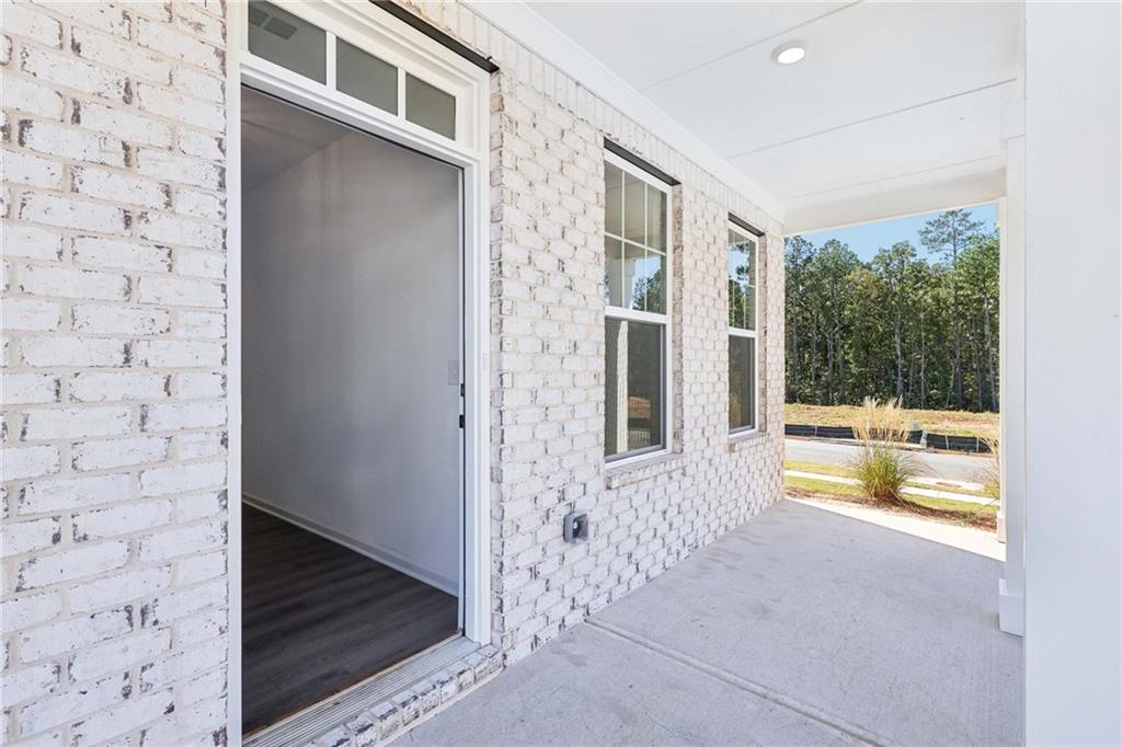 5391 Heron Bay Boulevard, Locust Grove, Georgia image 6