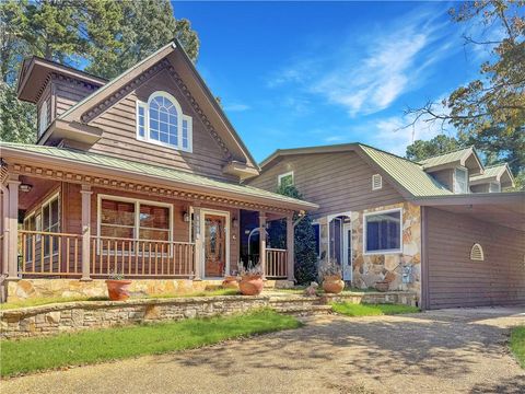 Homes For Sale - 6708 Bass Circle<br/> Buford, GA 30518