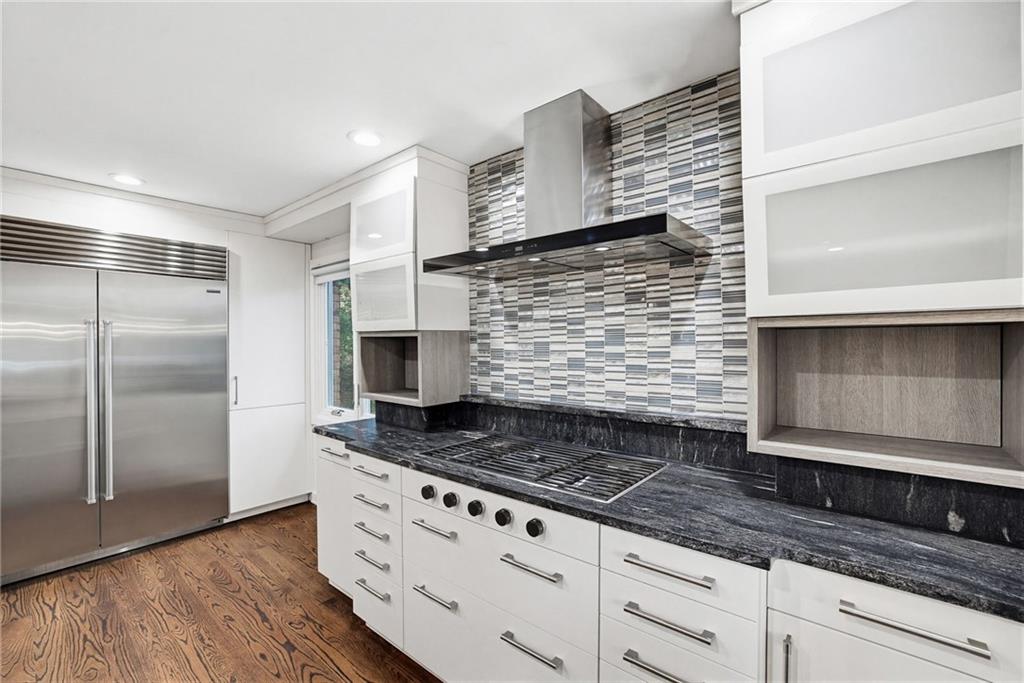 3046 Vinings Ferry Drive SE