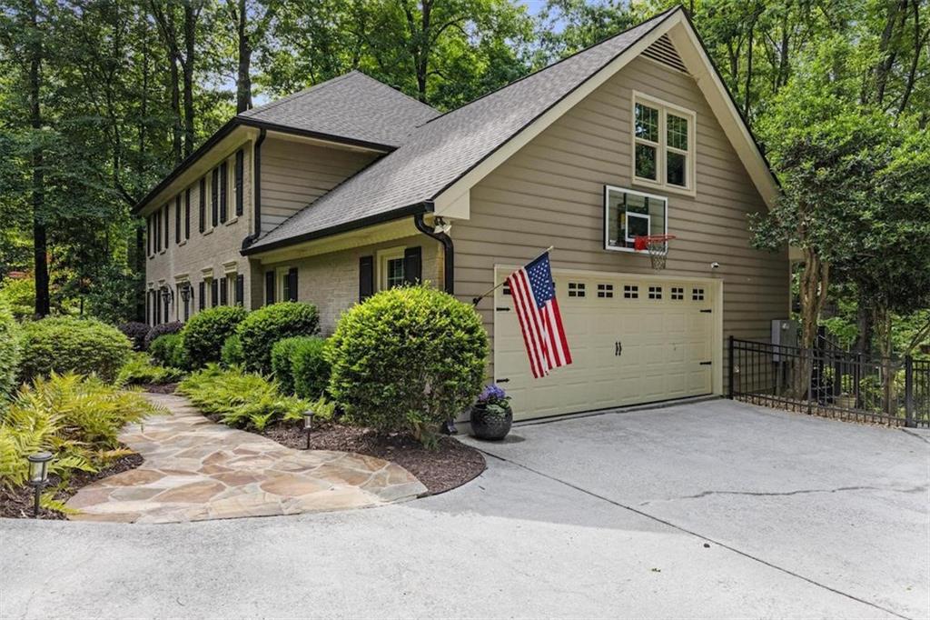 960 Lost Forest Drive