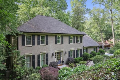 Photo of 960 Lost Forest Drive, Sandy Springs, GA 30328 (MLS # 7582107)