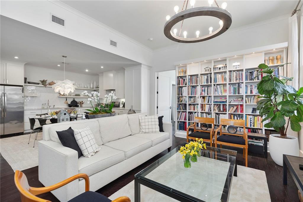 10625 Serenbe Lane 204