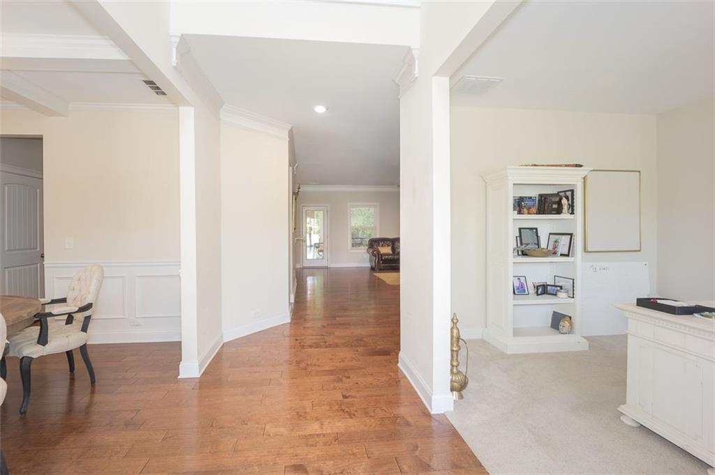 126 Oakleigh Pointe Drive, Dallas, Georgia image 5