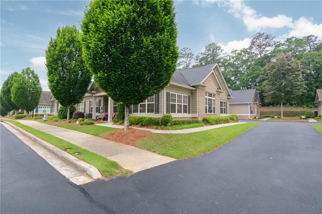 4745 Flycatcher Drive