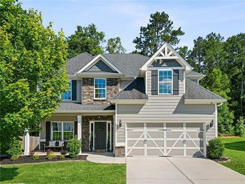 Homes For Sale - 18 Doolittle Court<br/> Newnan, GA 30265