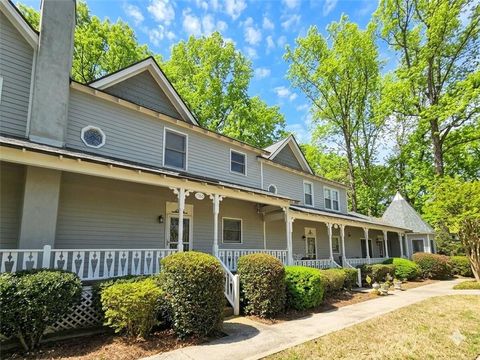 1426 Cambridge Common Decatur GA 30033