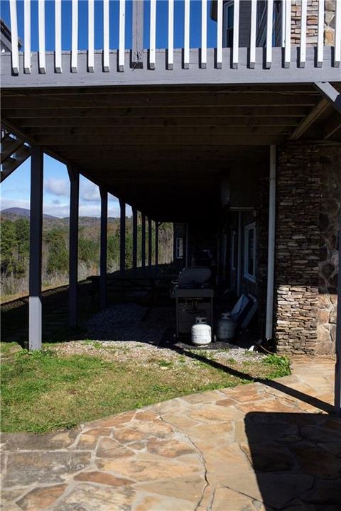 A home in Dahlonega