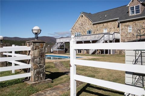 A home in Dahlonega