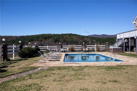 A home in Dahlonega