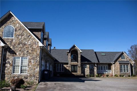 A home in Dahlonega