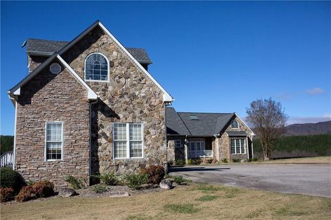 A home in Dahlonega