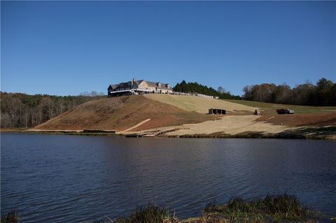 A home in Dahlonega